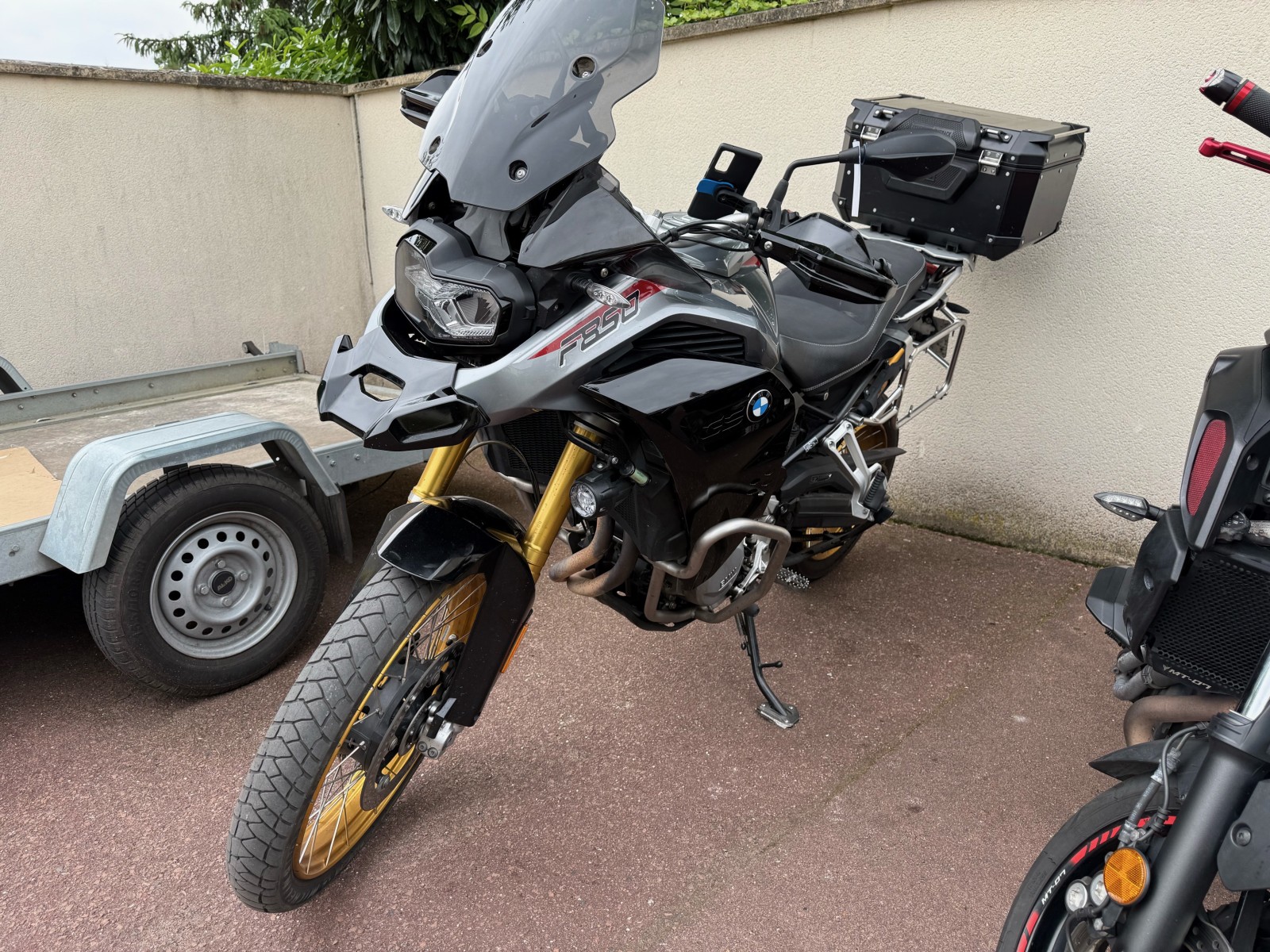 Révision complète et passage au contrôle technique pour une BMW F850 GS à Pontoise près de Conflans Sainte Honorine - Sport Garage