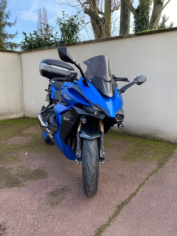 Révision complète sur une Suzuki GSX-S à Achères dans les Yvelines 