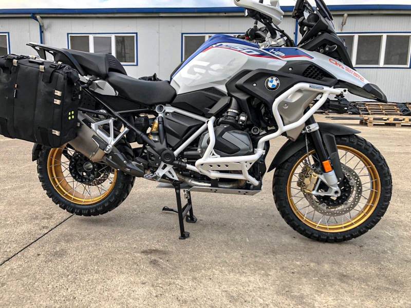 Entretien et réparation d’une BMW R 1250 GS chez Sport Garage à Conflans-Sainte-Honorine près de Poissy