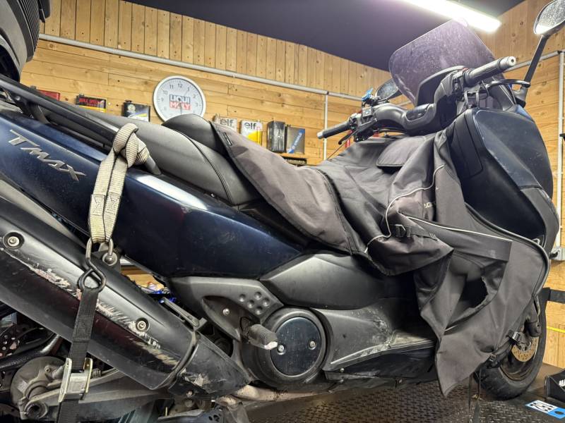 Sport Garage : votre expert pour la révision de votre Yamaha TMAX à Achères près de Conflans Sainte Honorine